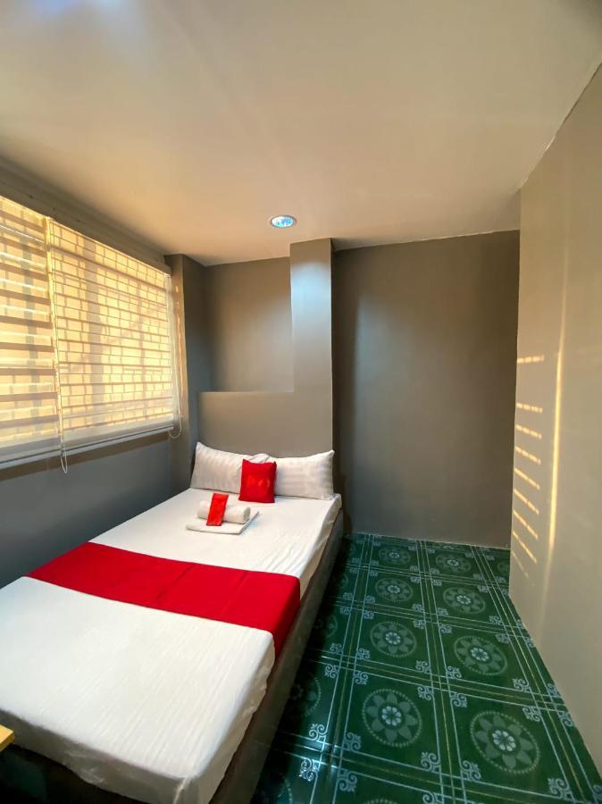 Oyo 104 Manila Venetian Hotel 外观 照片