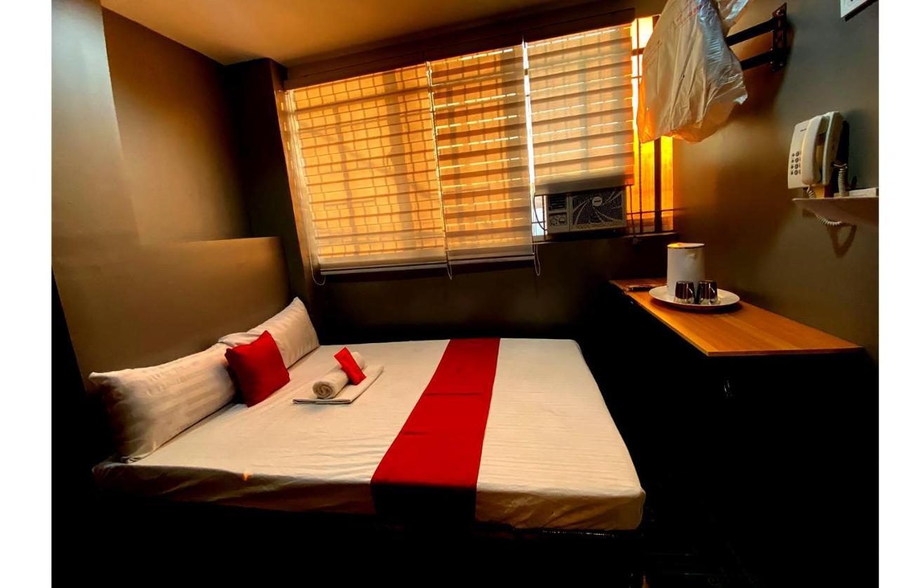 Oyo 104 Manila Venetian Hotel 外观 照片