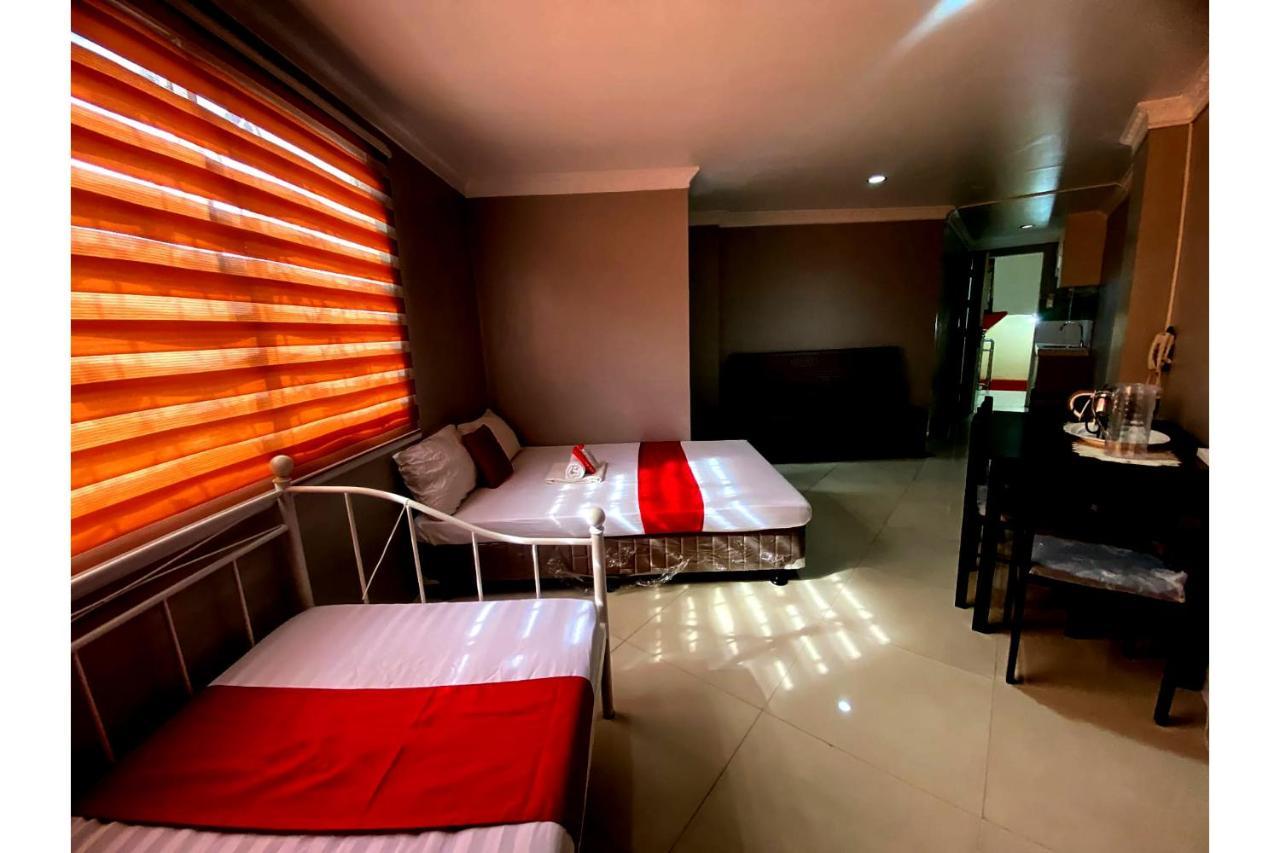 Oyo 104 Manila Venetian Hotel 外观 照片