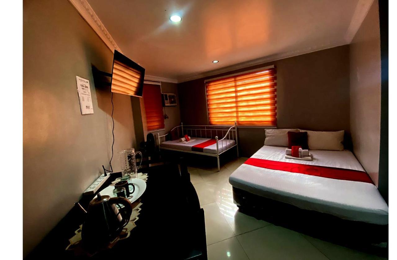 Oyo 104 Manila Venetian Hotel 外观 照片